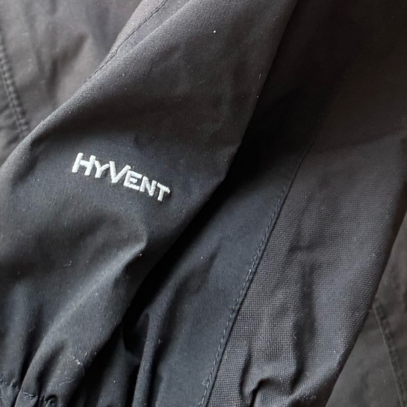 The north face hyvent jacket black large - Picture 4 of 5